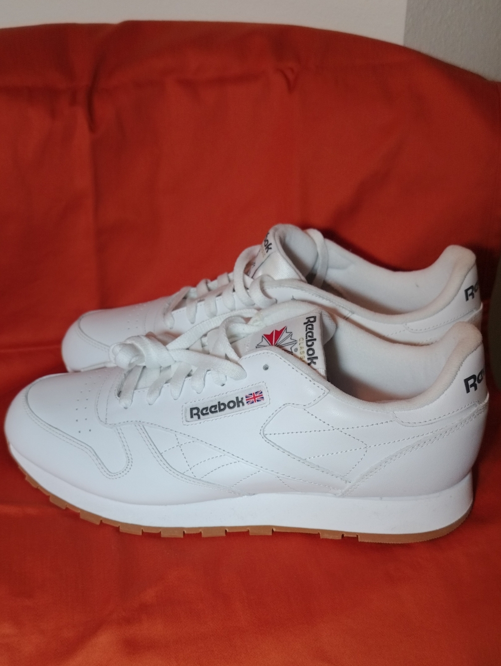 Reebok Men's White Leather Sneakers with Gum Outsole